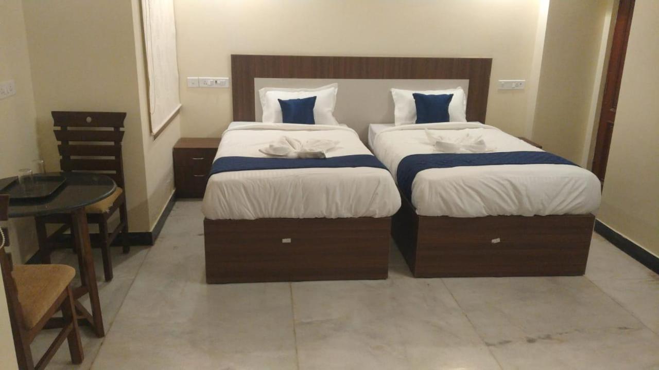 Hotel A.R Residency Chennai Esterno foto