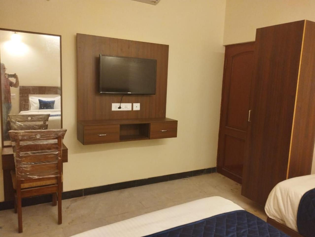 Hotel A.R Residency Chennai Esterno foto
