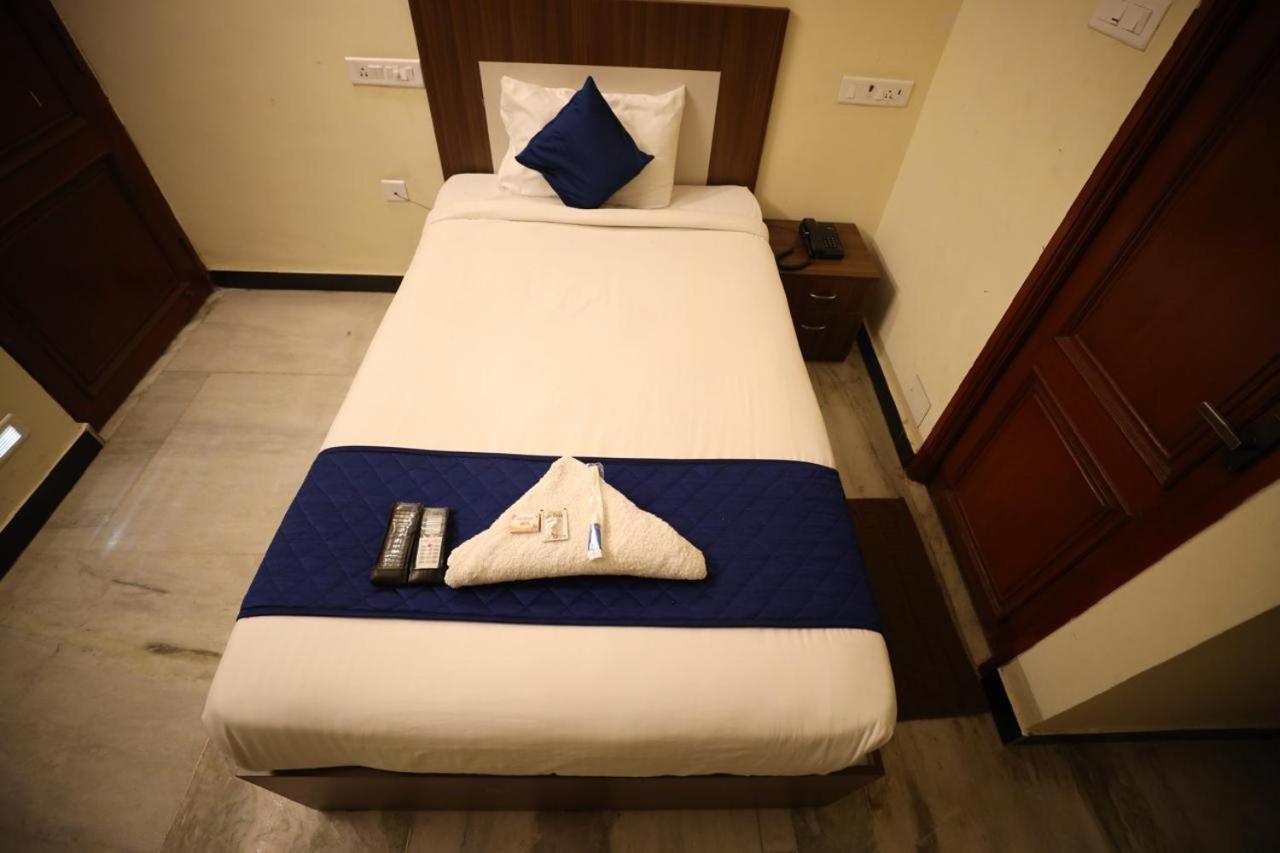 Hotel A.R Residency Chennai Esterno foto